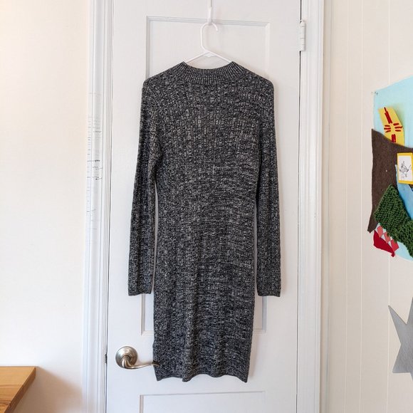 Abercrombie & Fitch Cable Knit Sweater Dress in Heathered Gray, Like New / NWOT - Picture 11 of 11